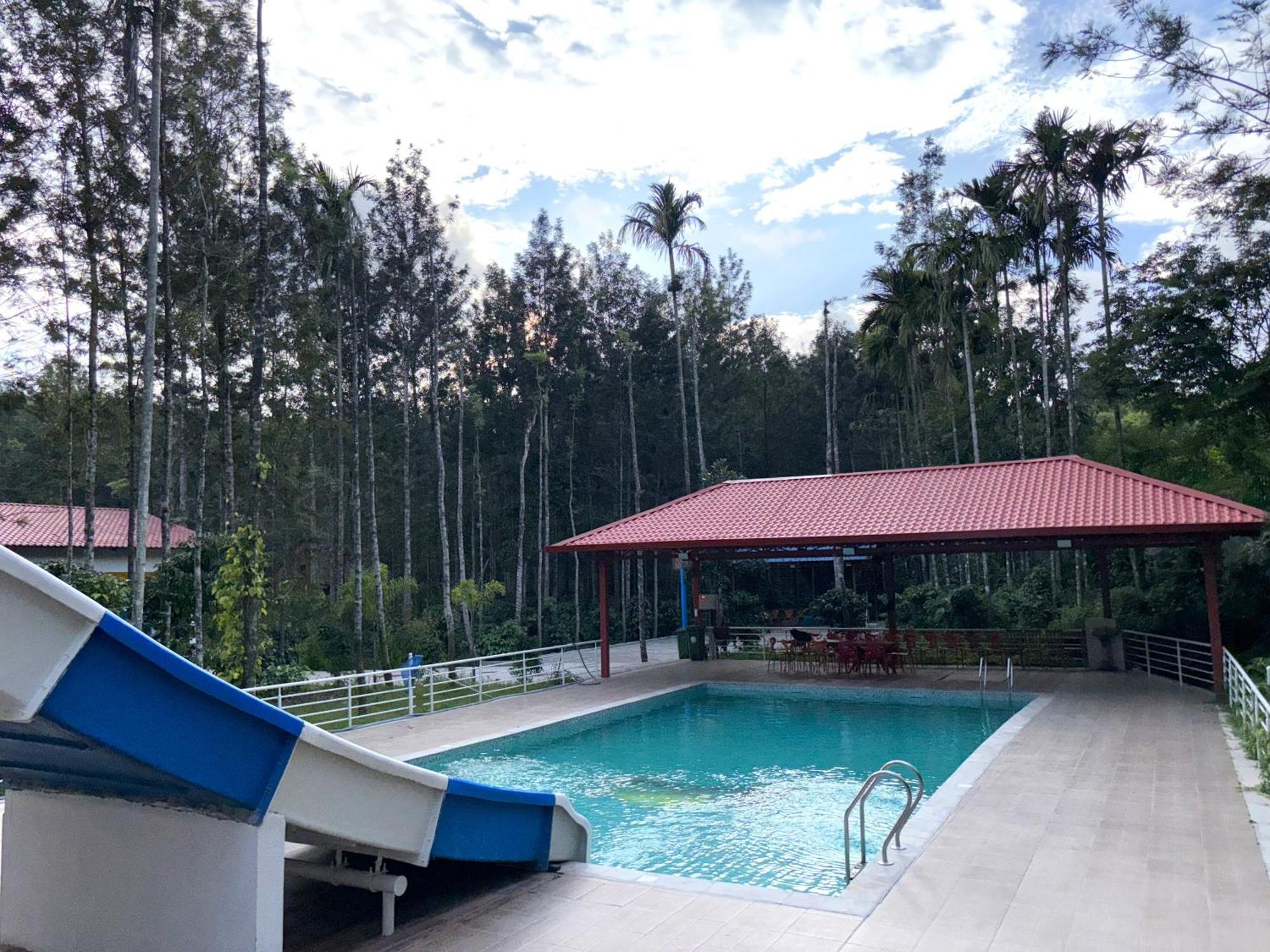 Ecstasy Tent Stay With Swimming Pool & Common Washroom Chikmagalūr Exteriör bild