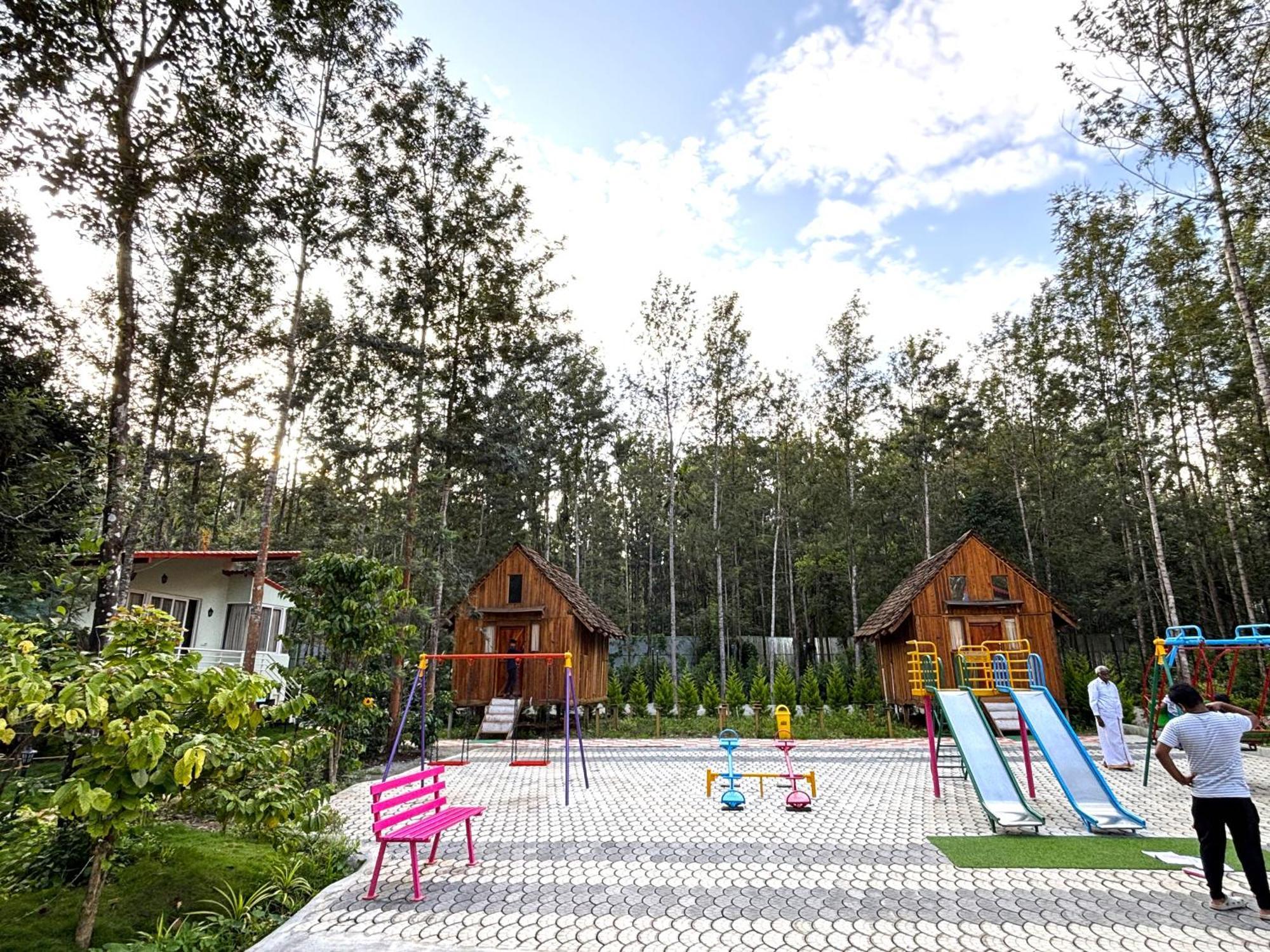 Ecstasy Tent Stay With Swimming Pool & Common Washroom Chikmagalūr Exteriör bild